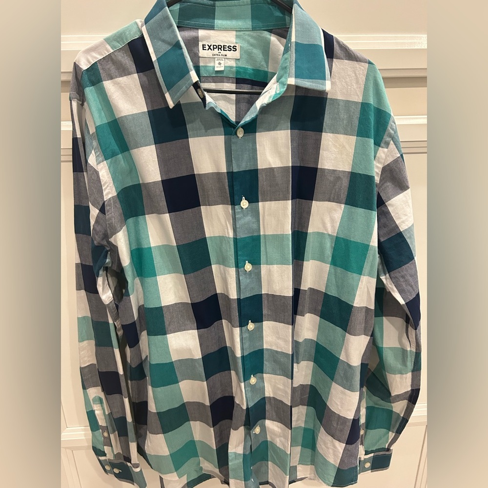 Men’s dress shirt amazing condition size XL